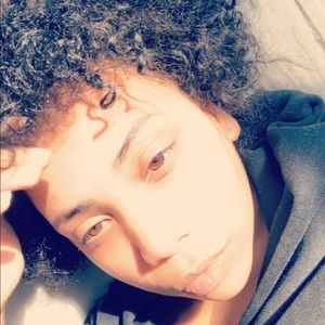 Meet your Posher, Zee